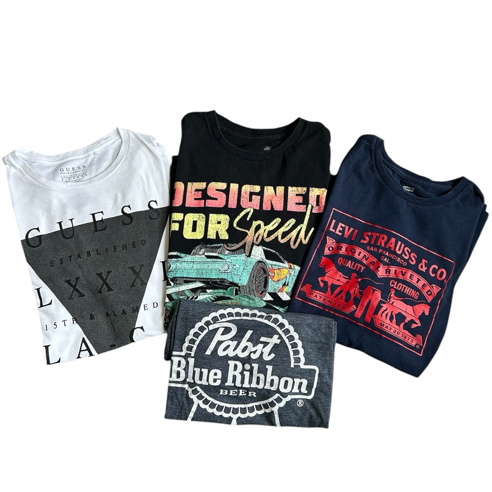 Bundle of Four Men’s T-shirts 3- XL/1- Medium